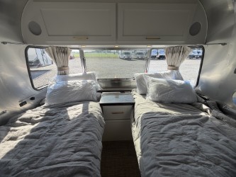 2026 AIRSTREAM CLASSIC 28RBT - Image 18