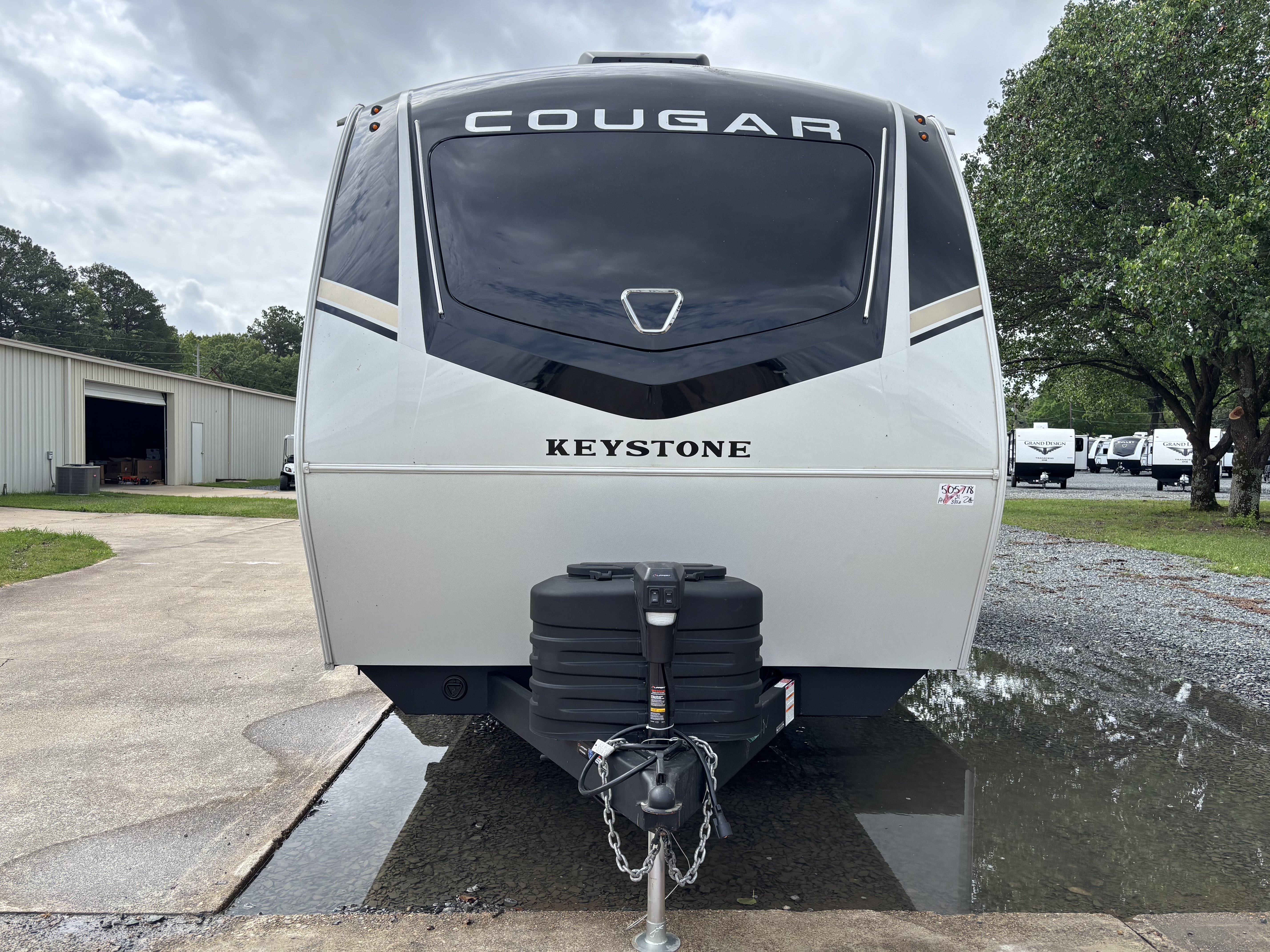 2026 Keystone Cougar Half-Ton 26LBW - Image 4