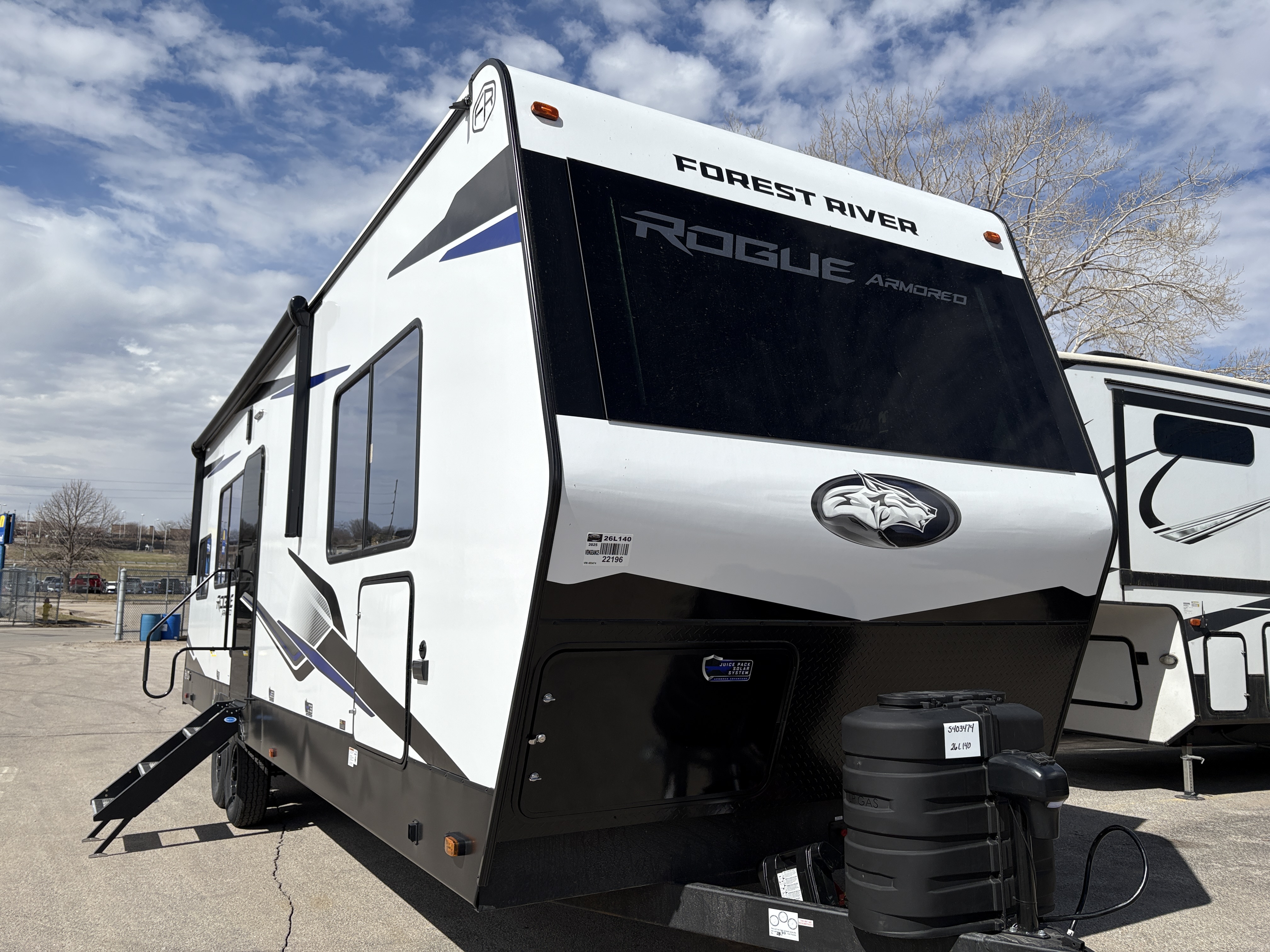 2025 Forest River Vengeance Rogue Armored 26L140