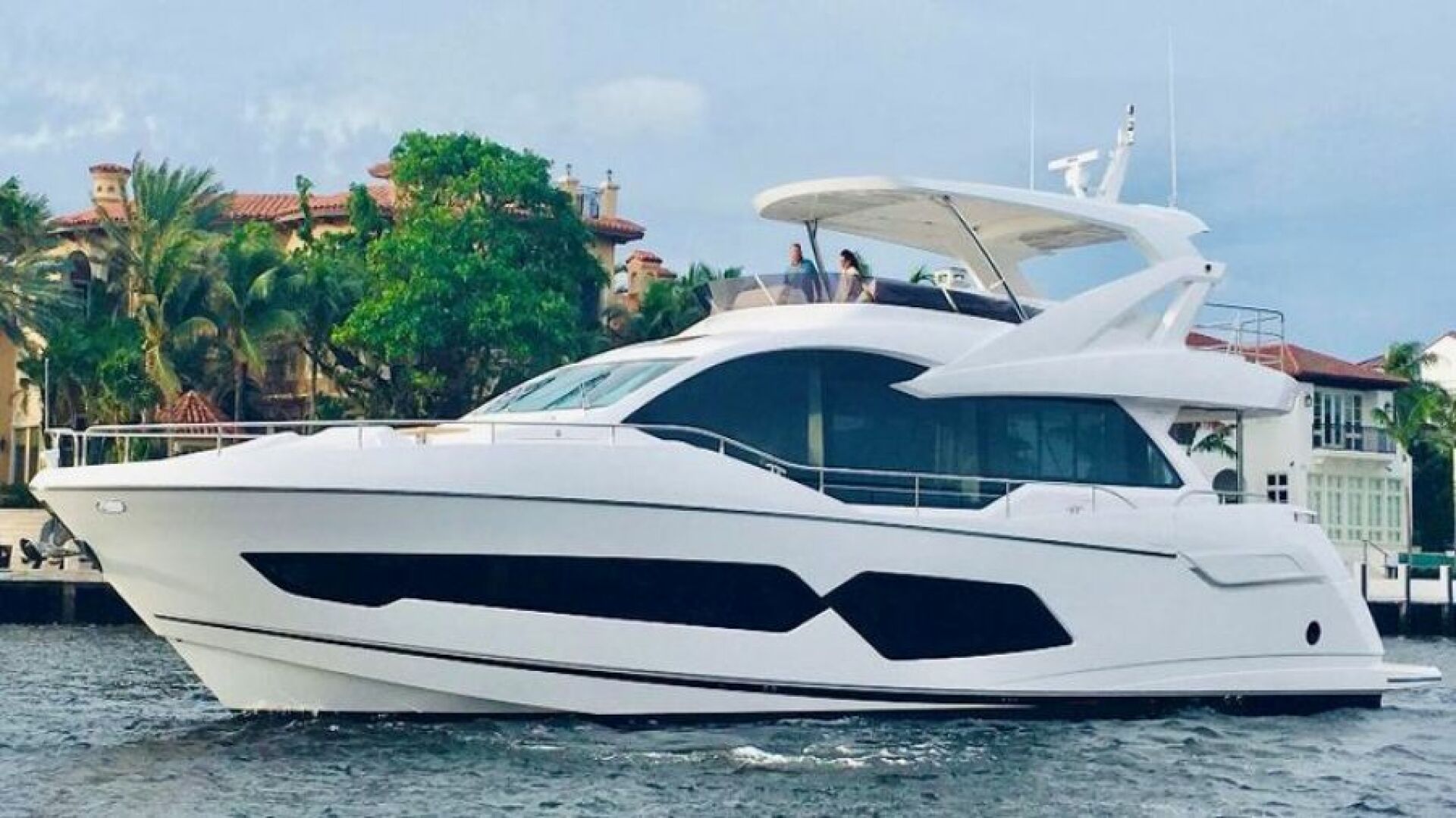 2018 Sunseeker Yacht - Image 1