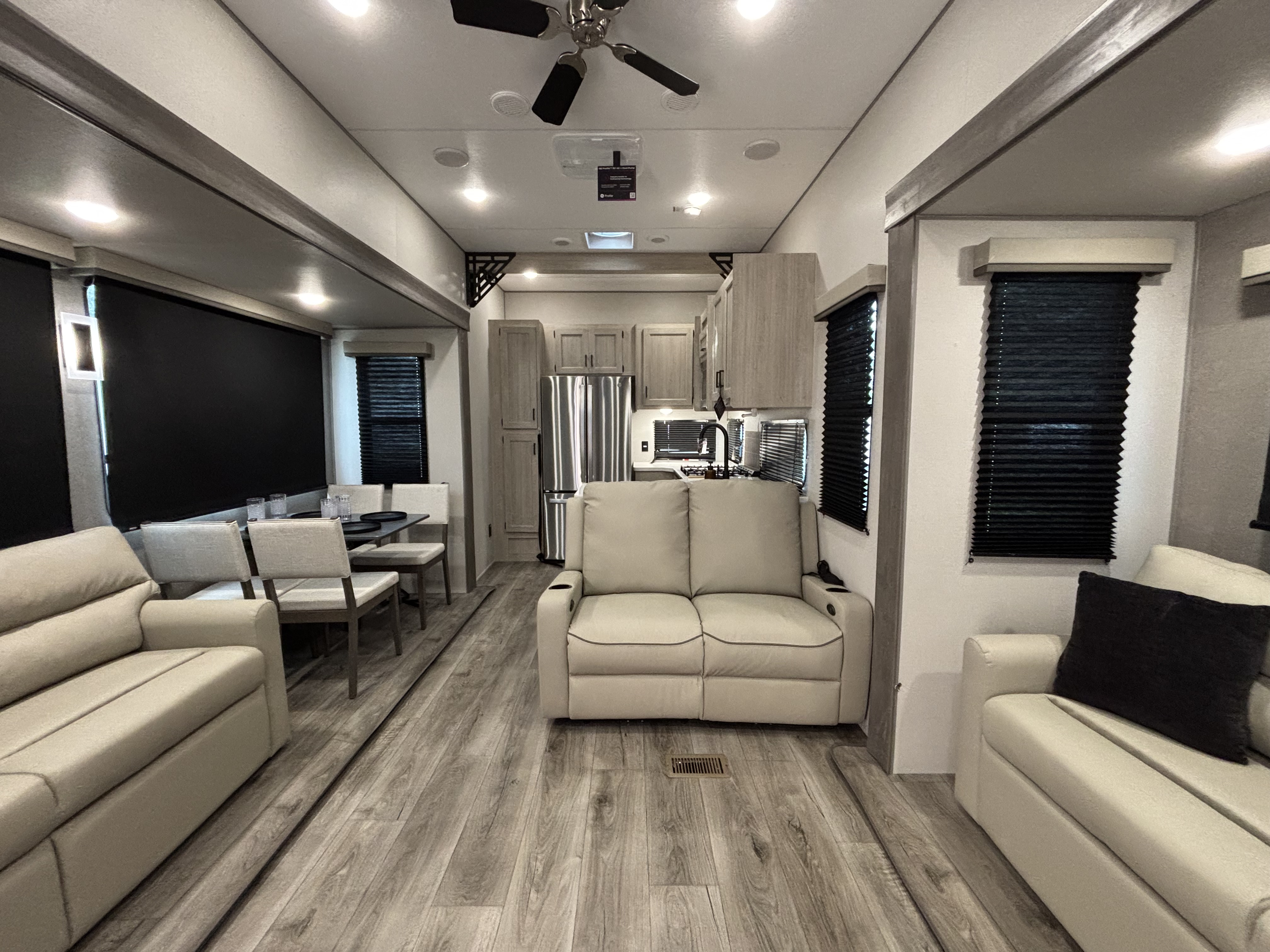 2026 Coachmen Catalina Destination Series 44CONDO - Image 10