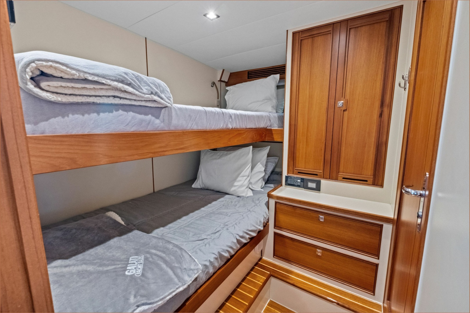 2024 Marlow 90V - Image 97