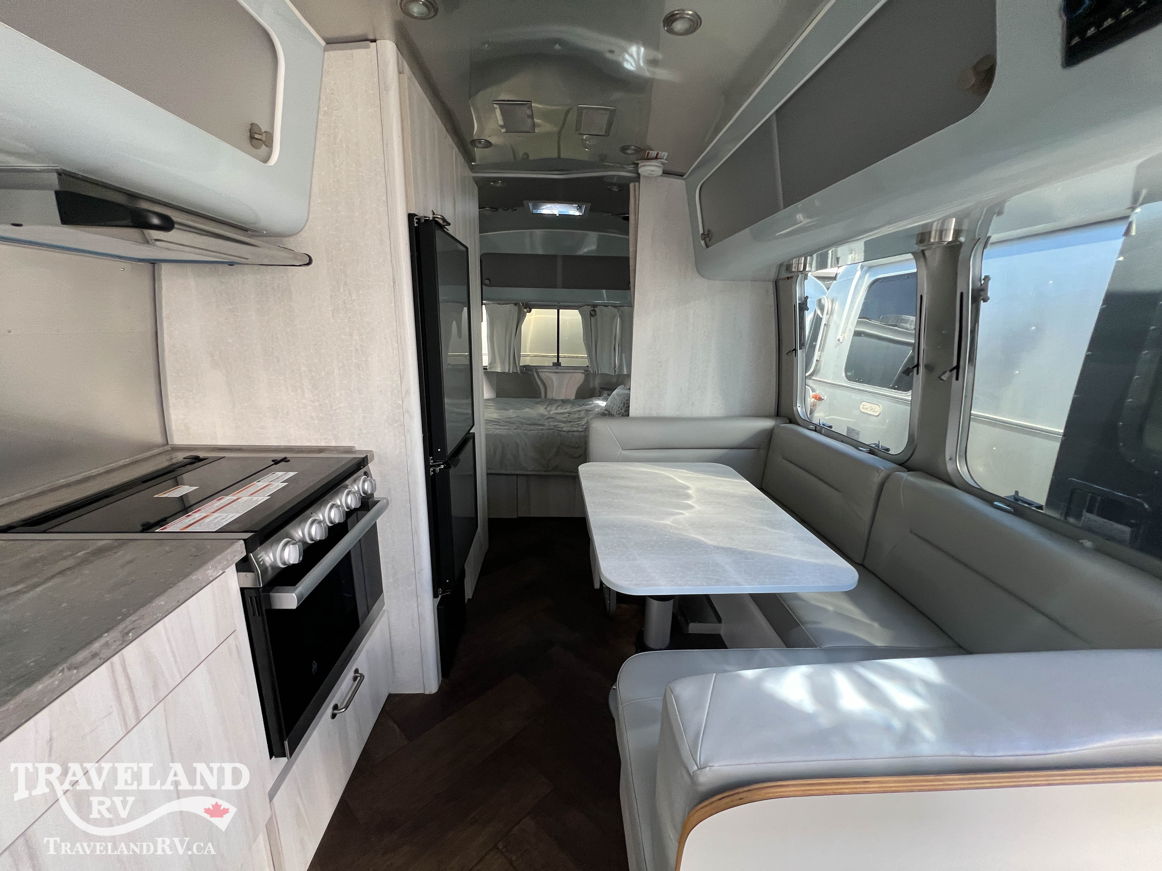 2023 AIRSTREAM 23FB INTERNATIONAL - Image 5