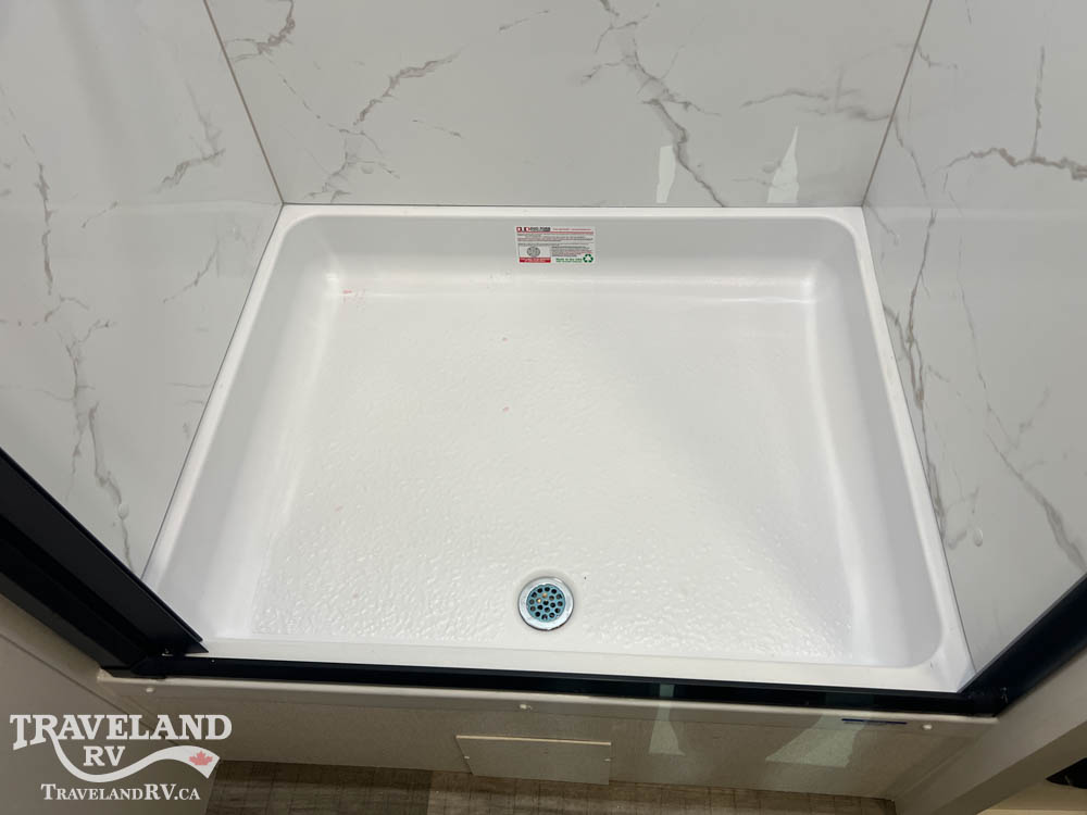 2027 Highland Ridge Roamer Light Duty 31TBTS - Image 23