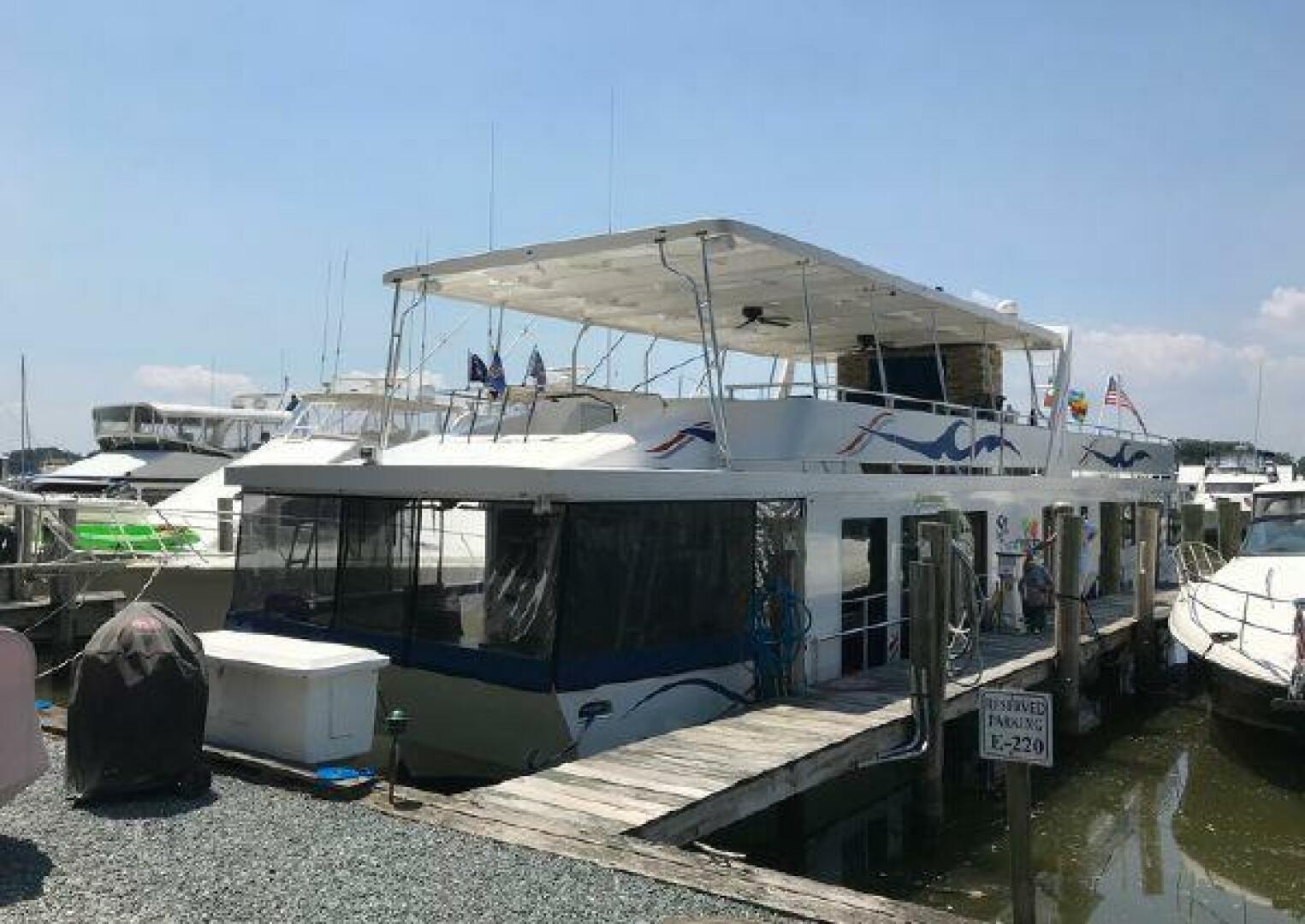 2017 Sumerset Houseboat - Image 152