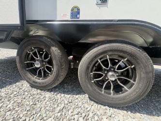 2026 VENTURE RV SPORTTREK STINGER 232VRL - Image 7