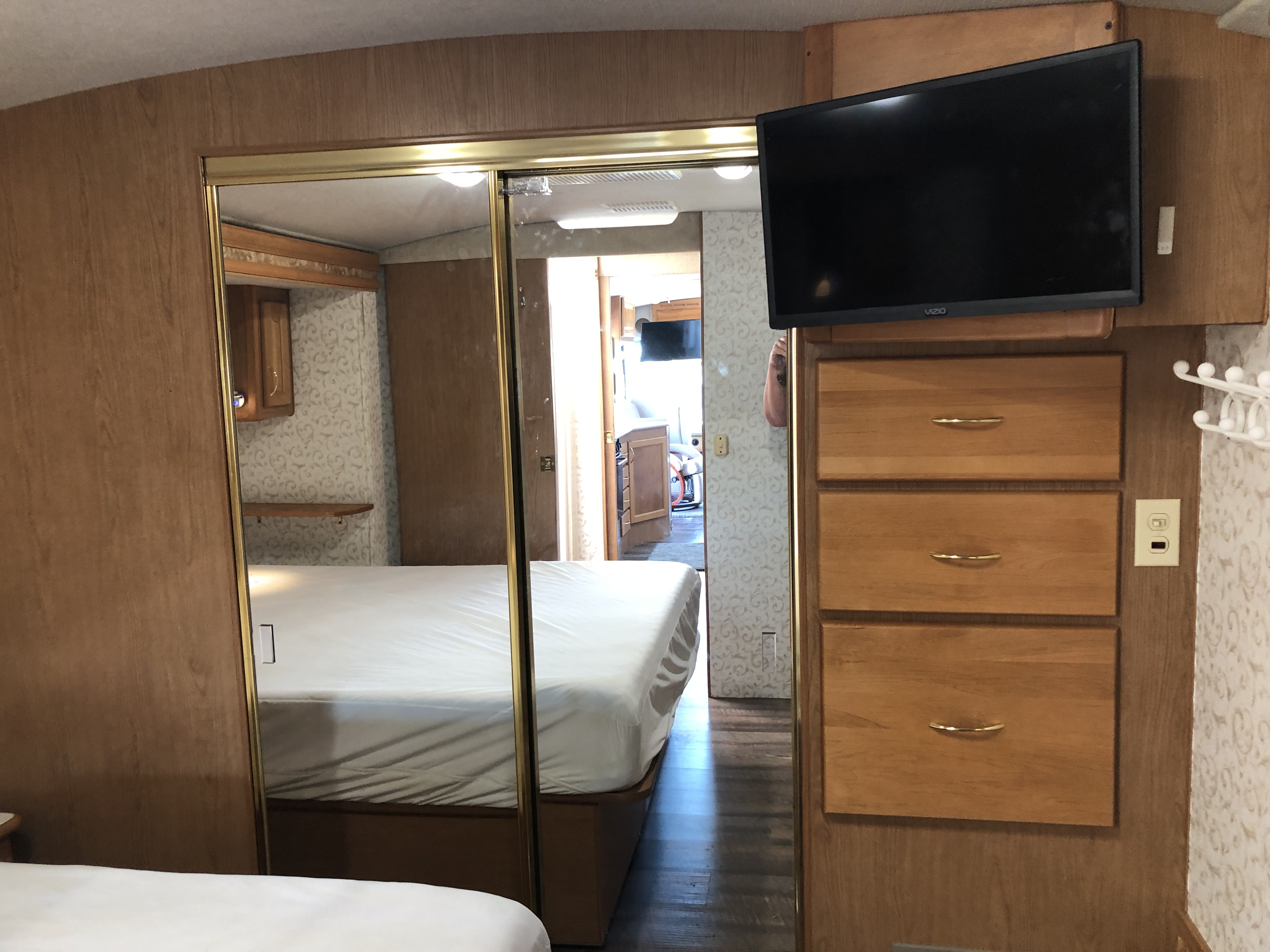 1999 FLEETWOOD SOUTHWIND 34N - Image 23
