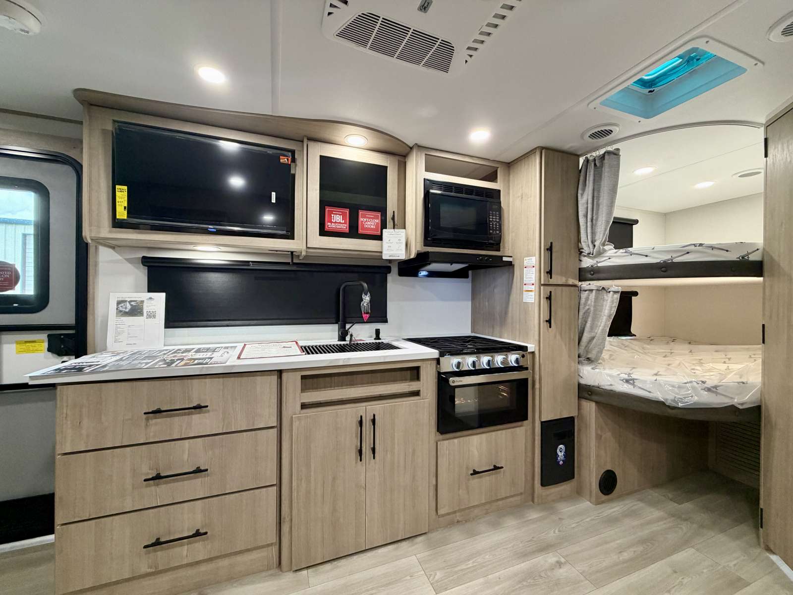 2026 Grand Design Imagine XLS 21MBE - Image 12