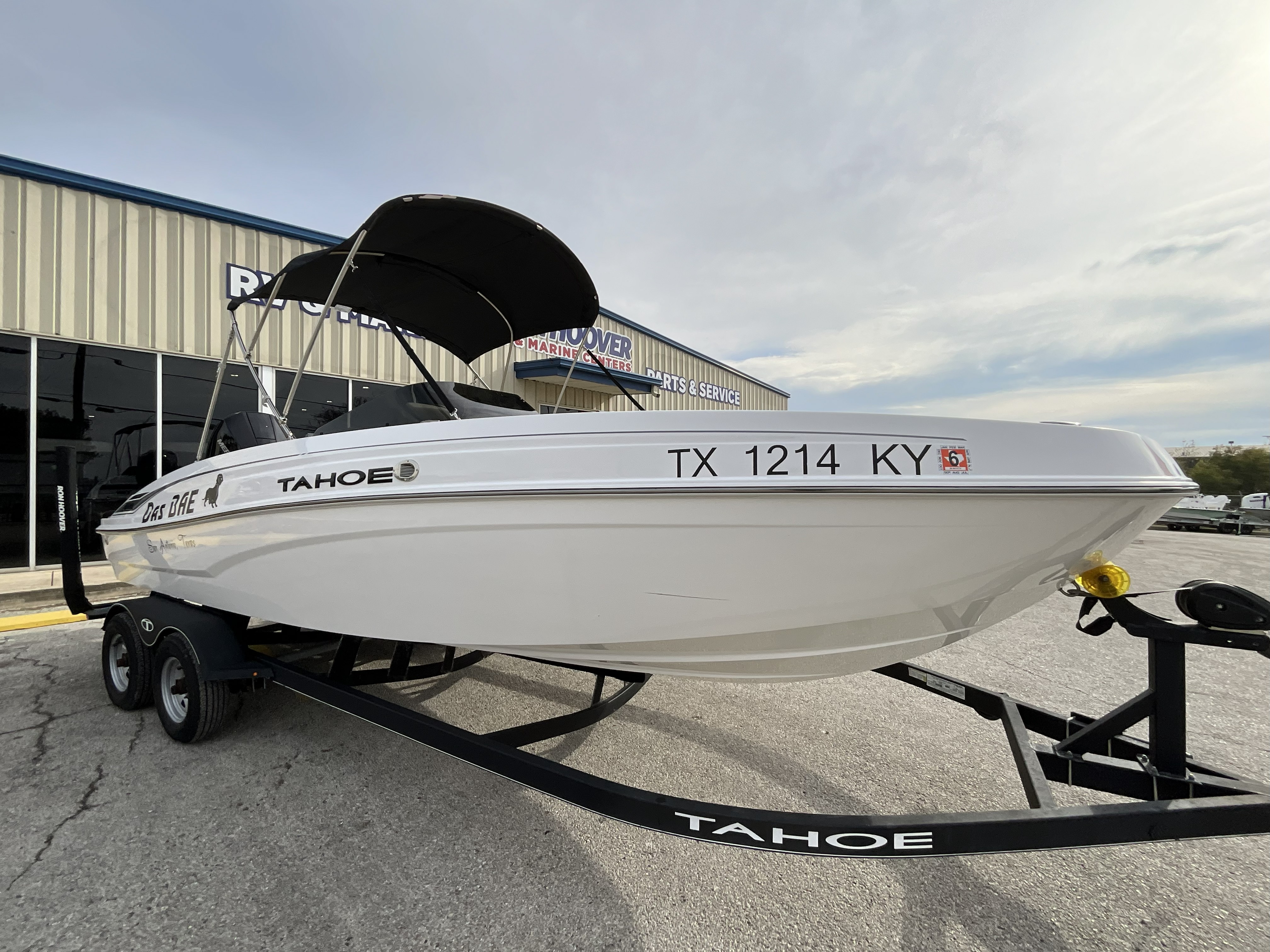 2024 TRACKER T21 - Image 1