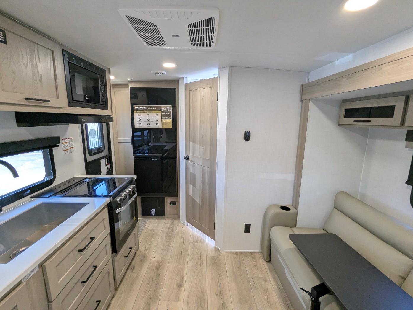 2026 Forest River Rockwood Mini Lite 2109S - Image 17