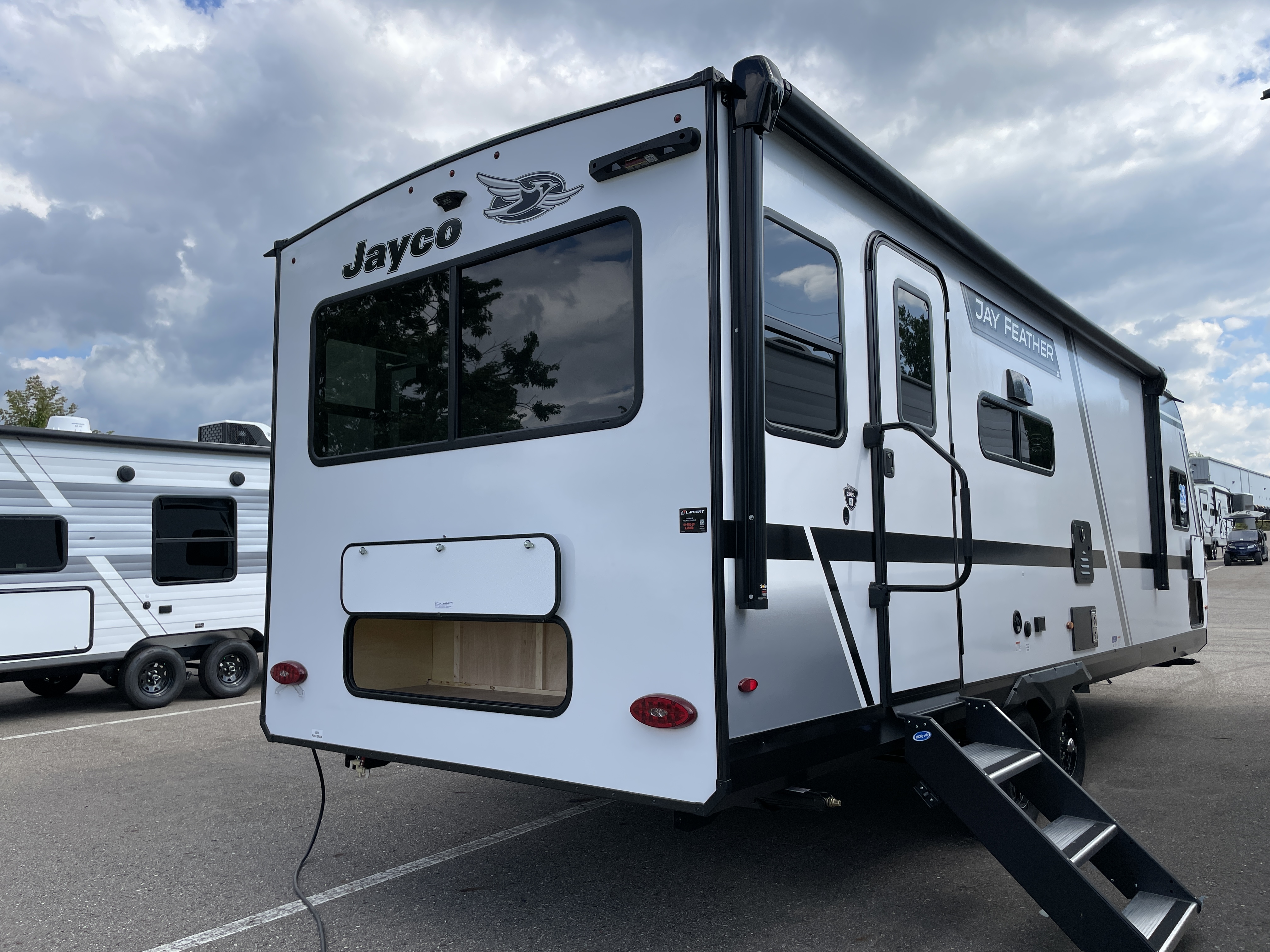 2027 Jayco Jay Feather SL 25RLSL - Image 2