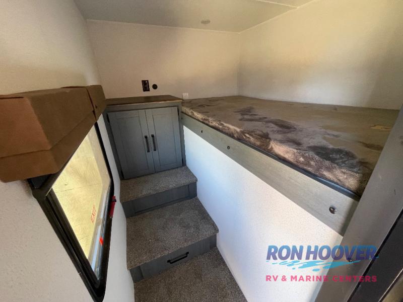 2026 PALOMINO 337BH - Image 18