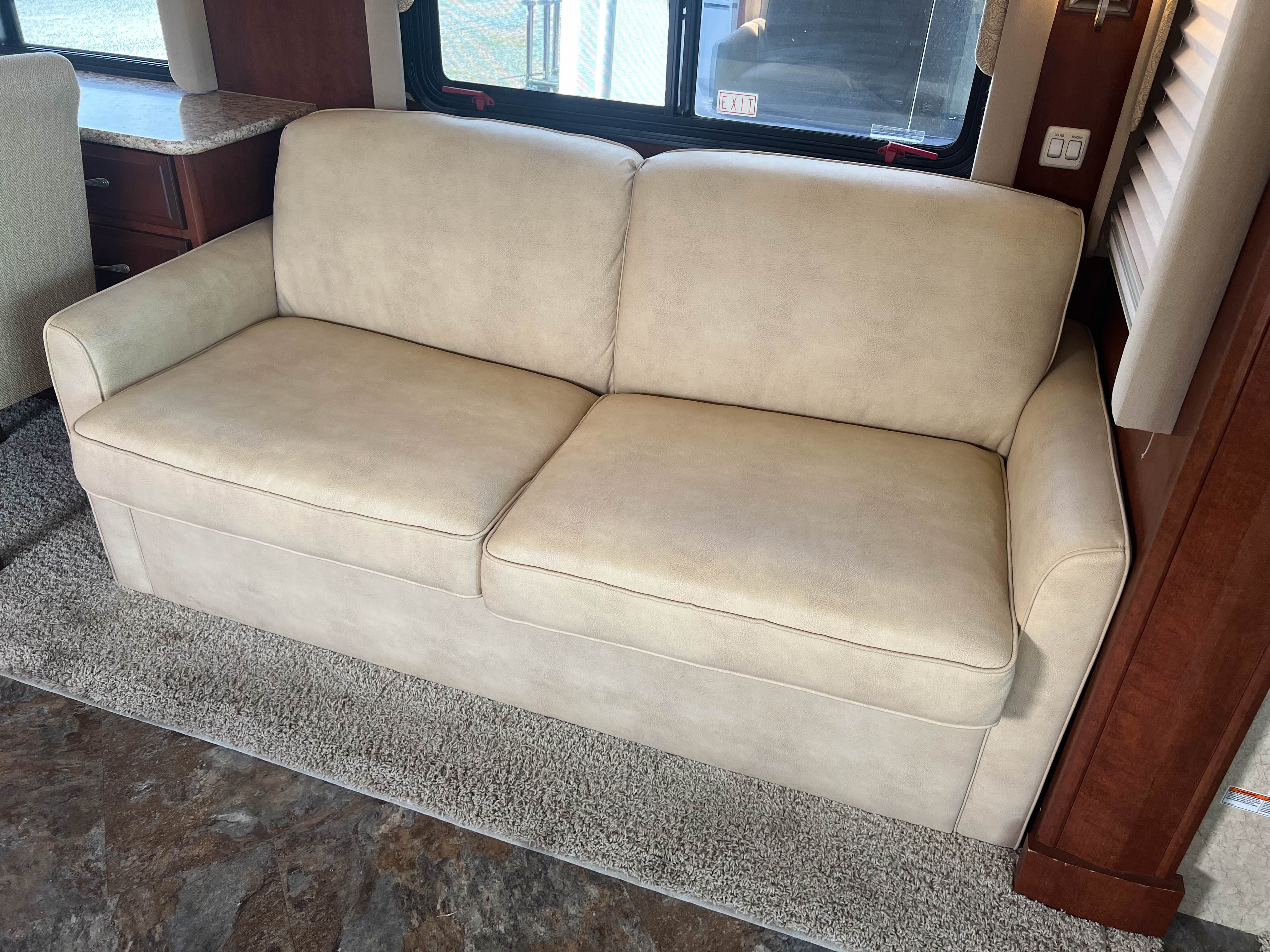 2011 NEWMAR BAYSTAR 3302 - Image 16