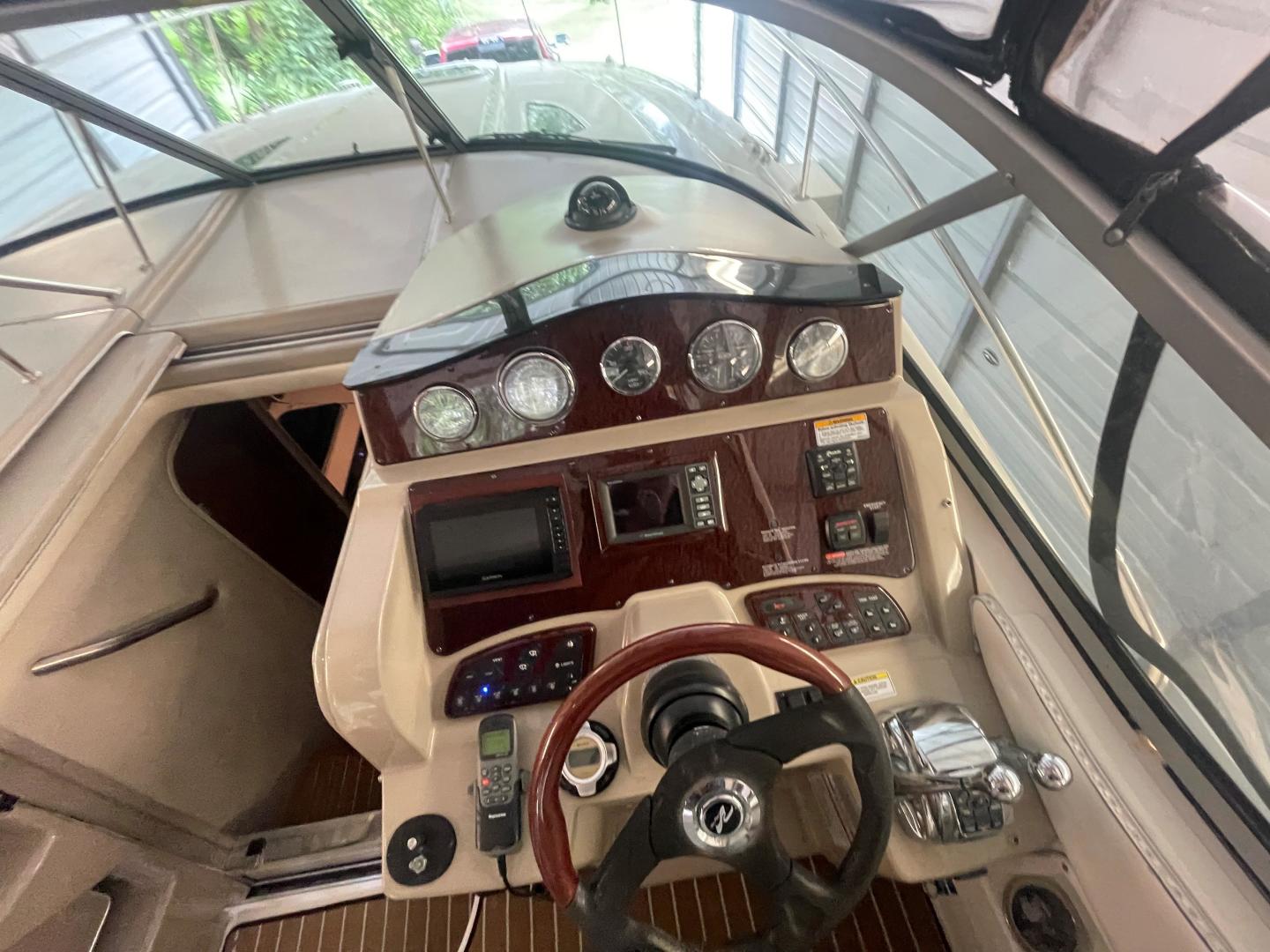 2009 Sea Ray 310 Sundancer - Image 2