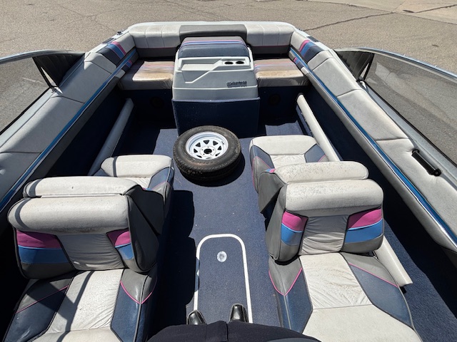 1989 Bayliner 2050 - Image 15