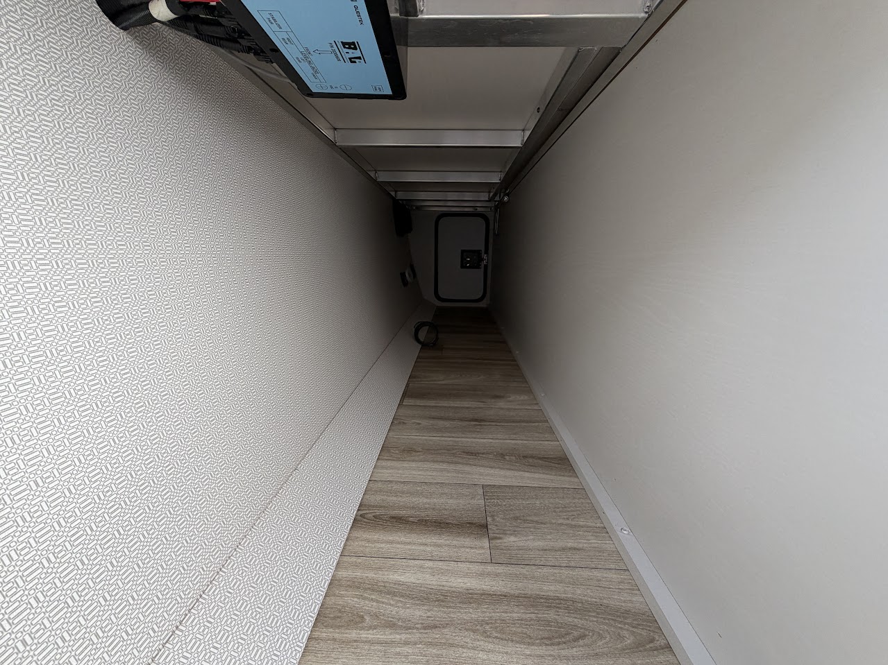 2027 VENTURE RV SPORTTREK 343VBH - Image 5