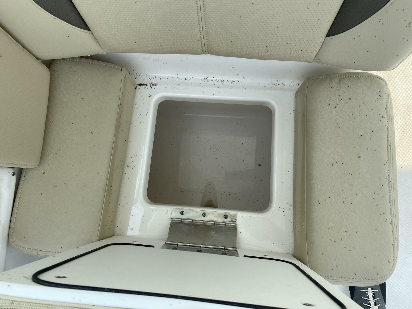 2021 Pursuit 266 Dual Console - Image 51