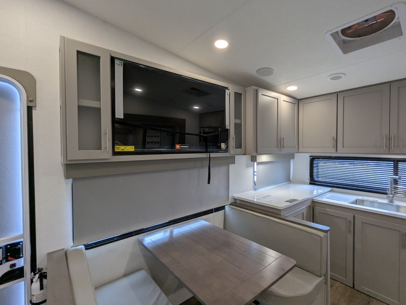 2026 Alliance RV Avenue 23ML - Image 17