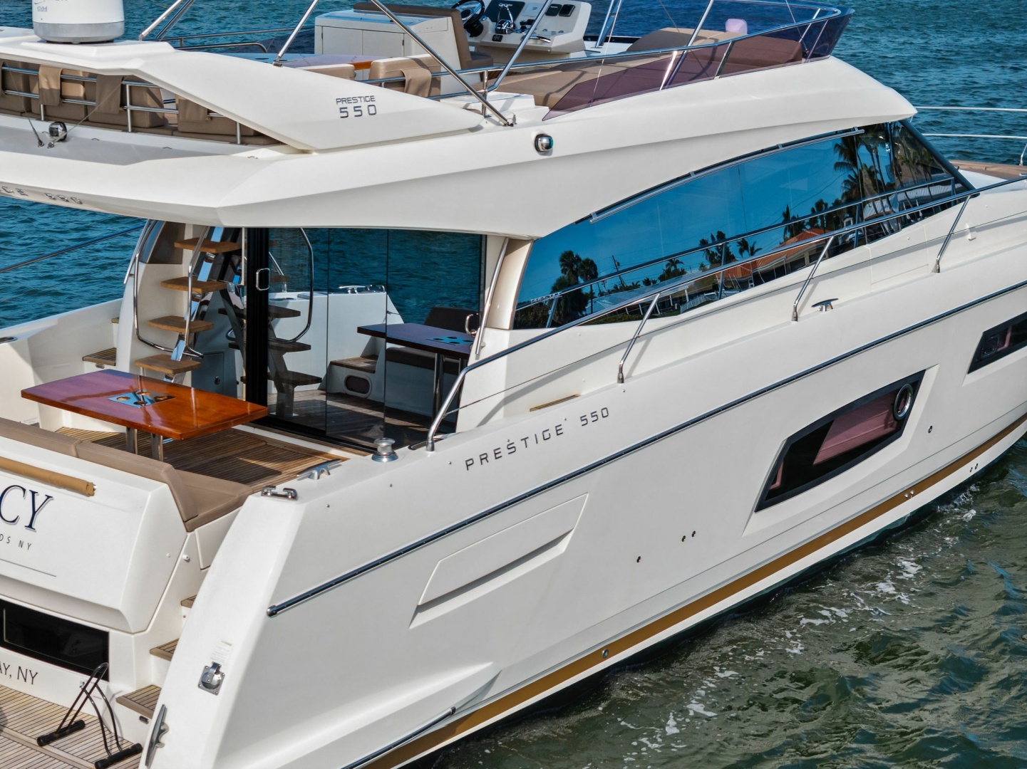 2015 Prestige 550 Base - Image 80