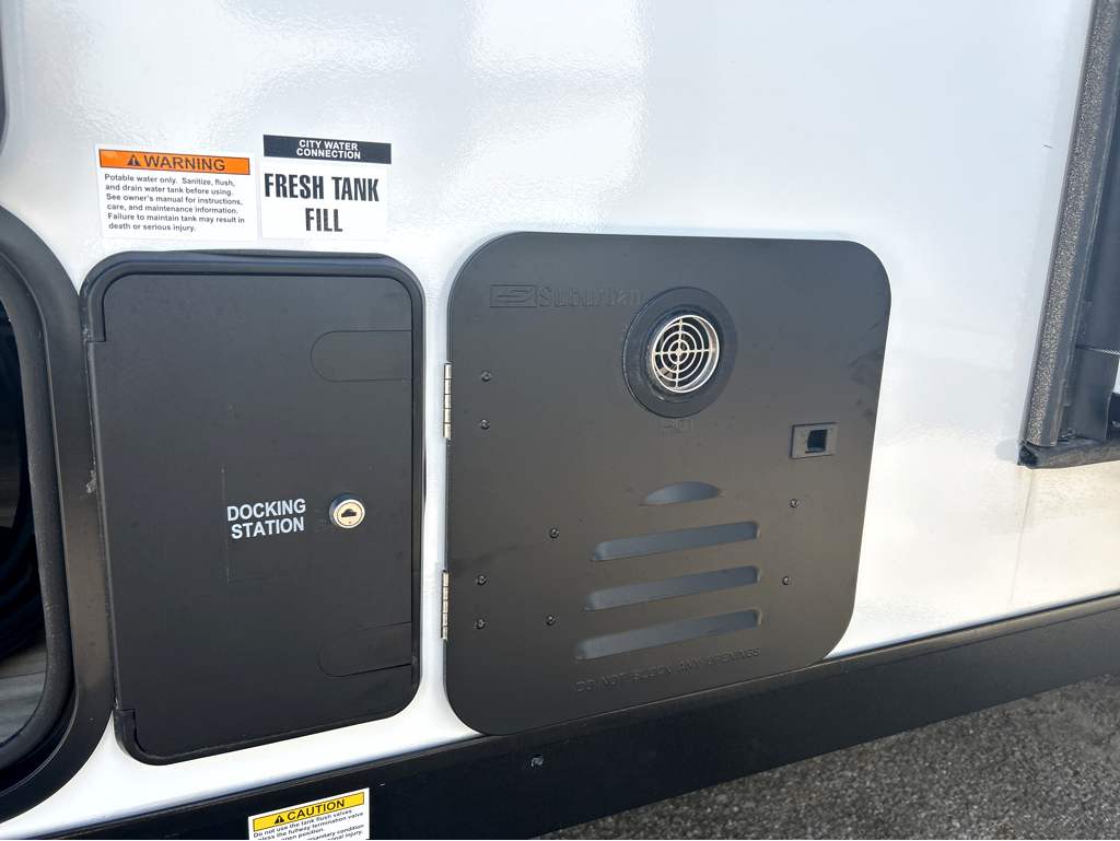 2026 VENTURE RV SPORTTREK STINGER 222VUD - Image 9