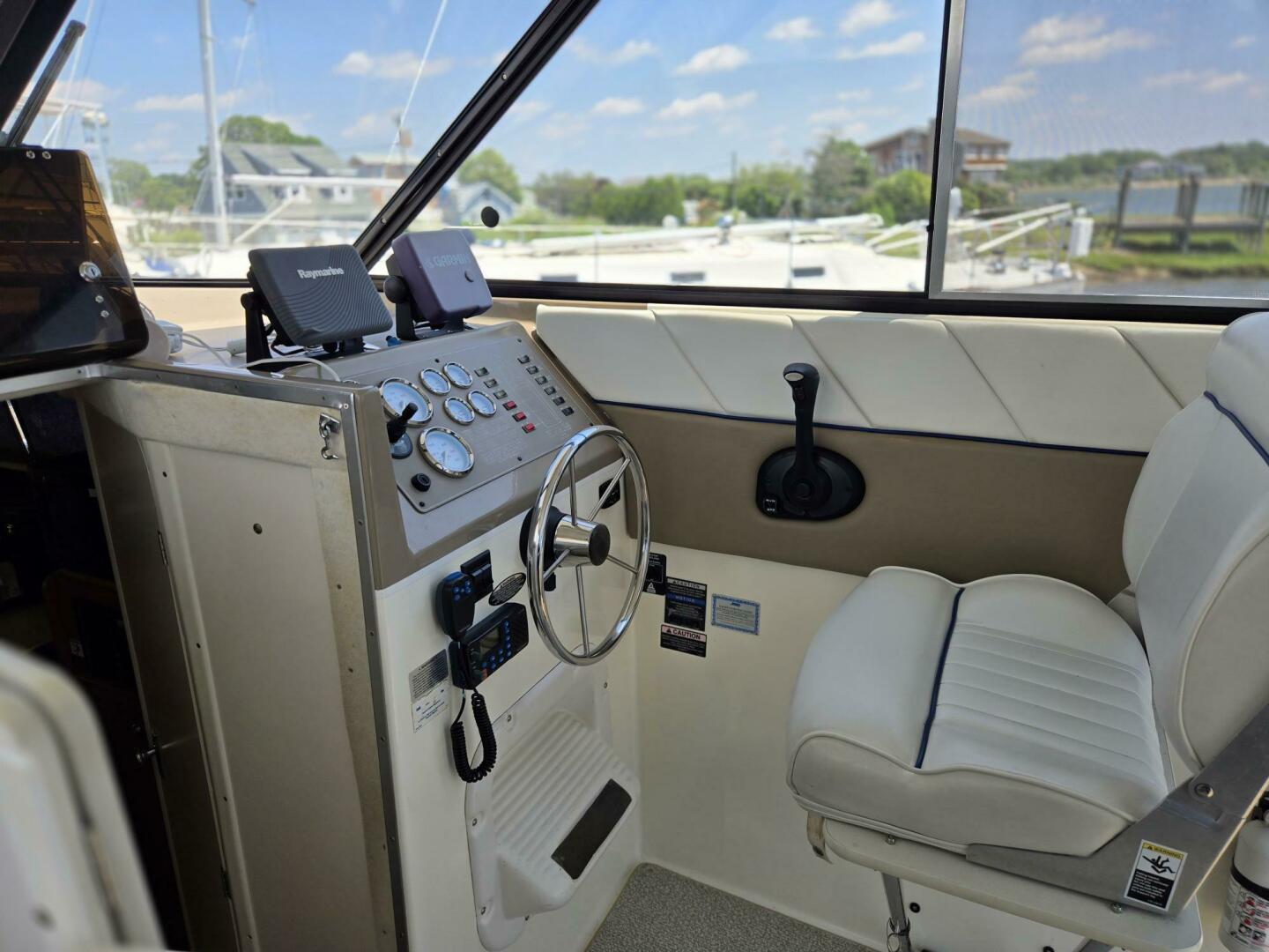 2005 Bayliner 289 EC - Image 28