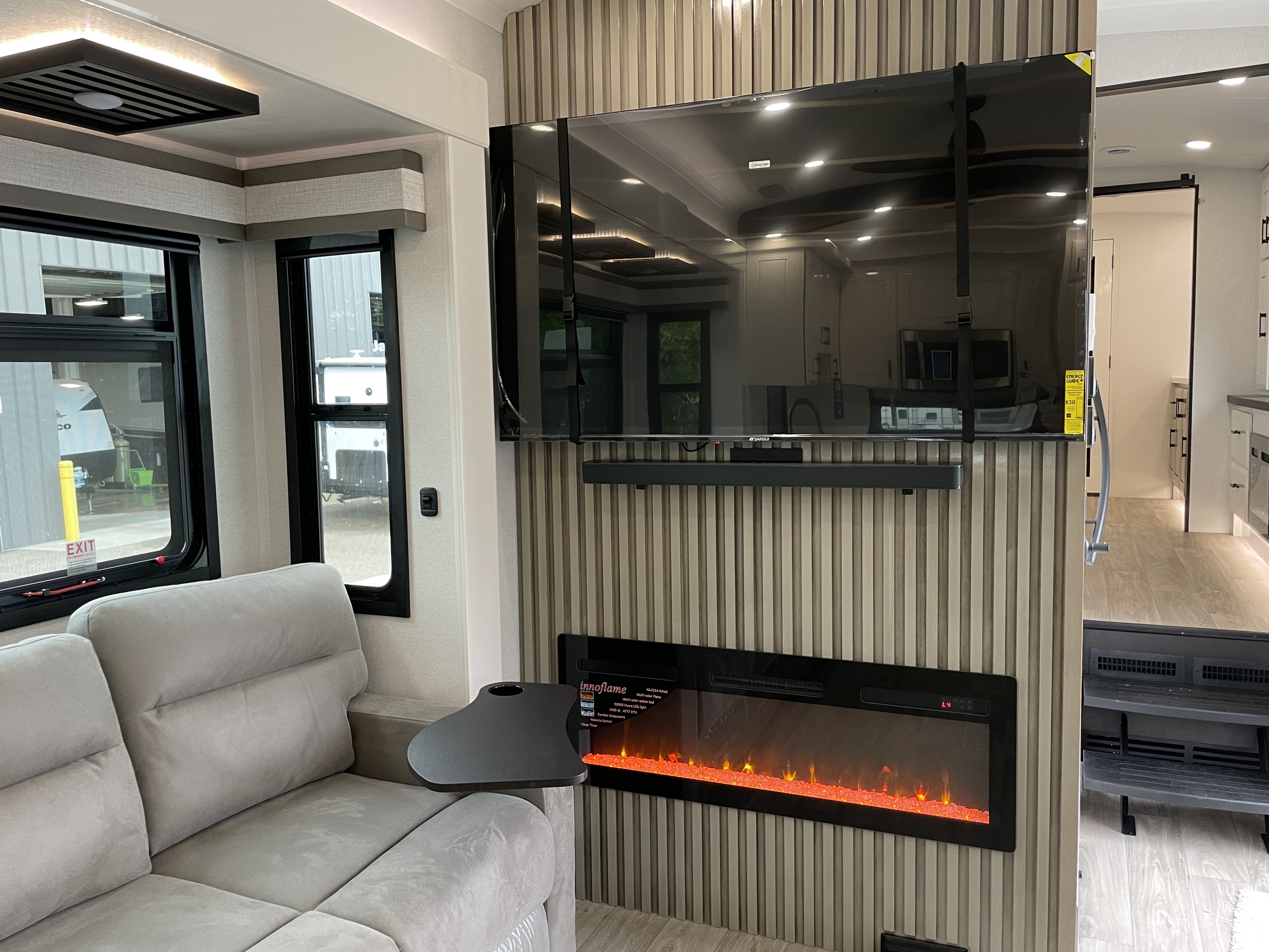 2027 Jayco Pinnacle 38FBRK - Image 10