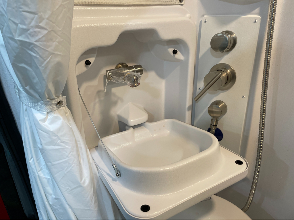 2027 Jayco Comet 18C - Image 13