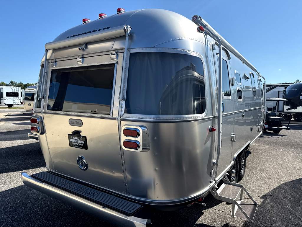 2026 AIRSTREAM TRADE WIND 25FBT - Image 4