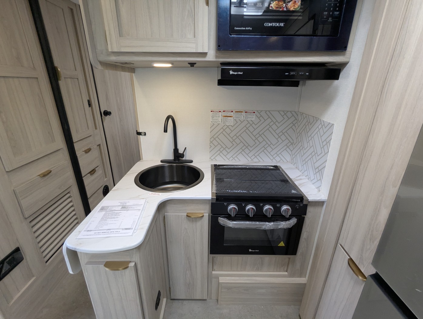 2027 Coachmen Cross Trail 26XG - Image 19