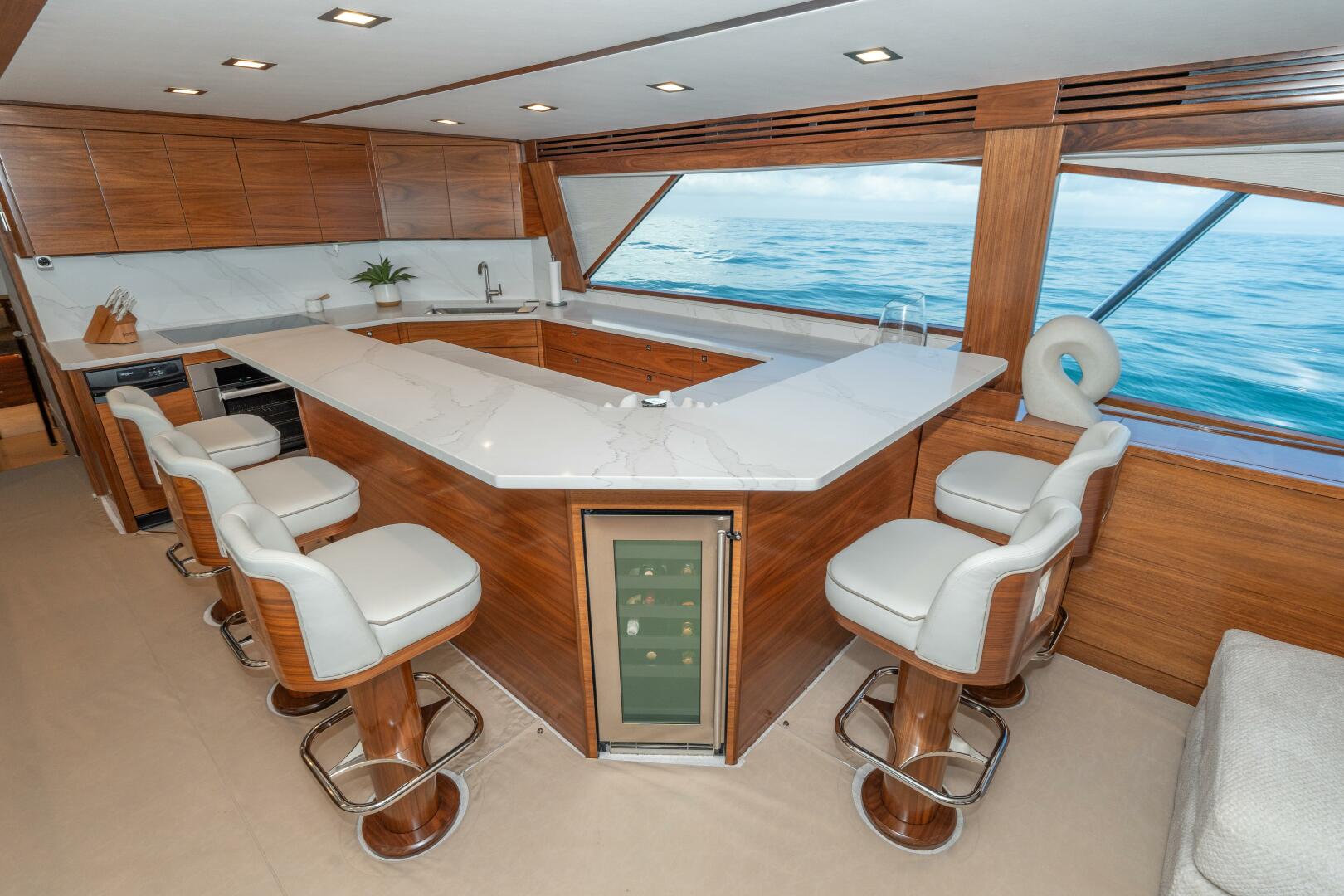 2025 Viking 90 Convertible - Image 27