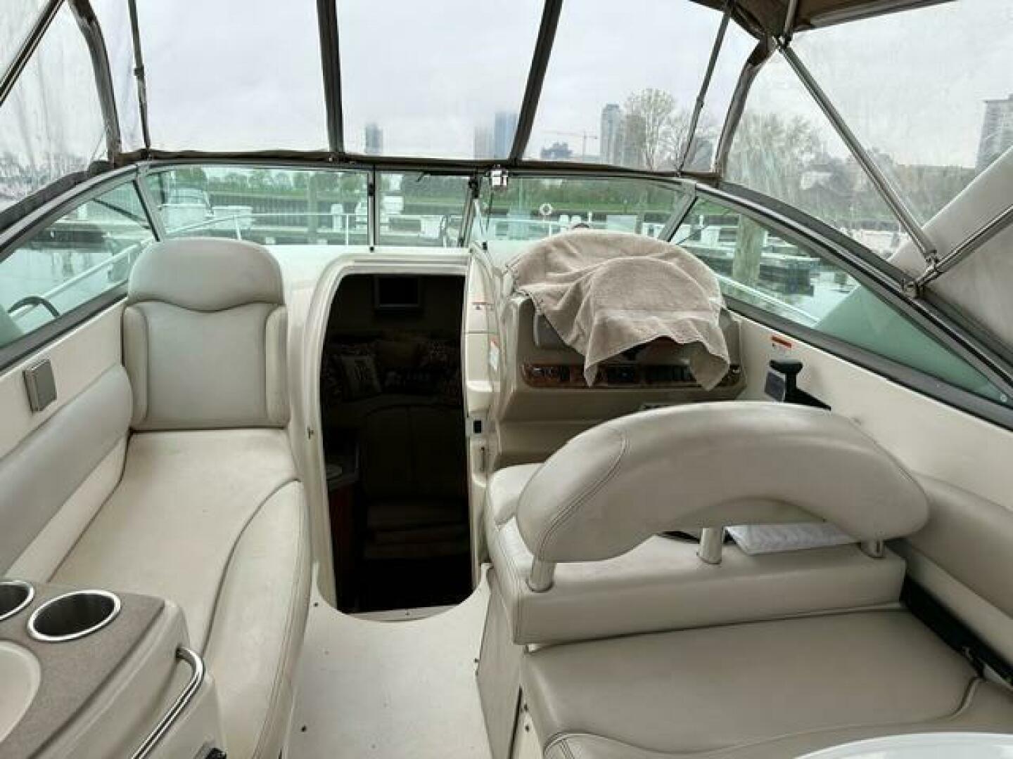 2006 Larson Cabrio 274 Base - Image 4