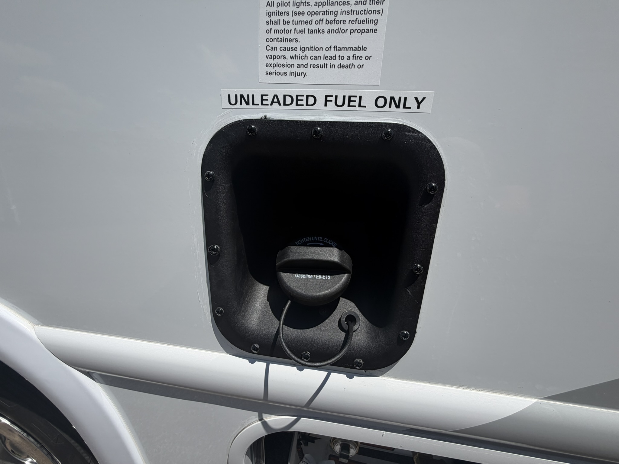 2027 THOR MOTOR COACH MAGNITUDE GA28 - Image 15