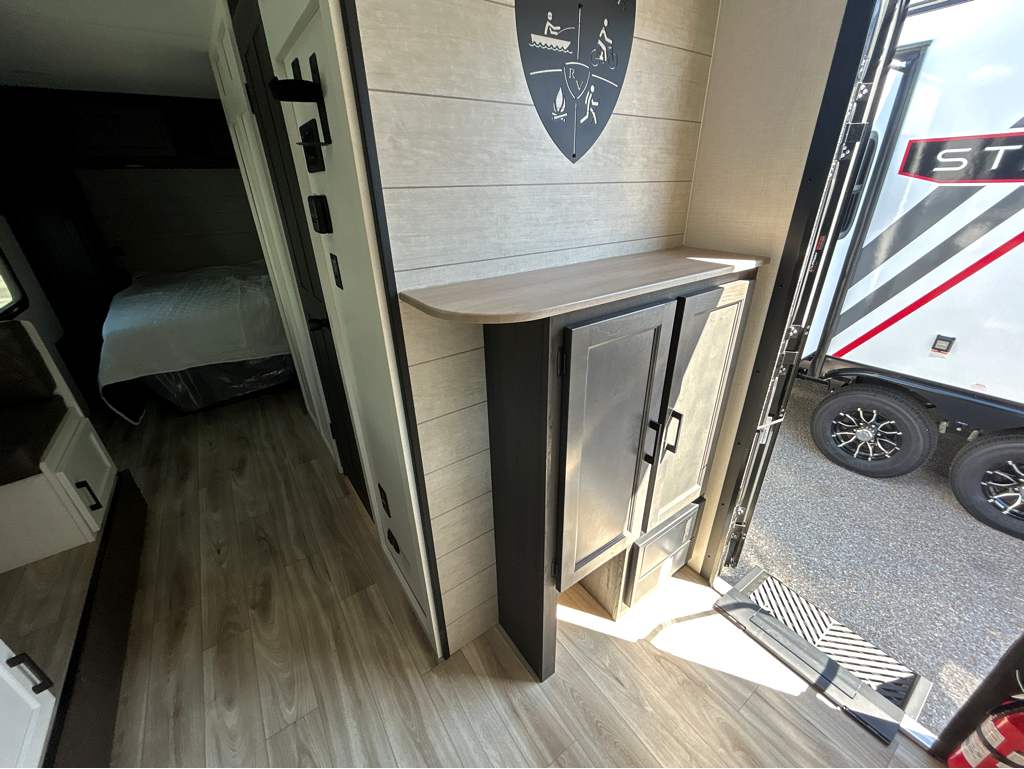2026 VENTURE RV SPORTTREK STINGER 181VRK - Image 10
