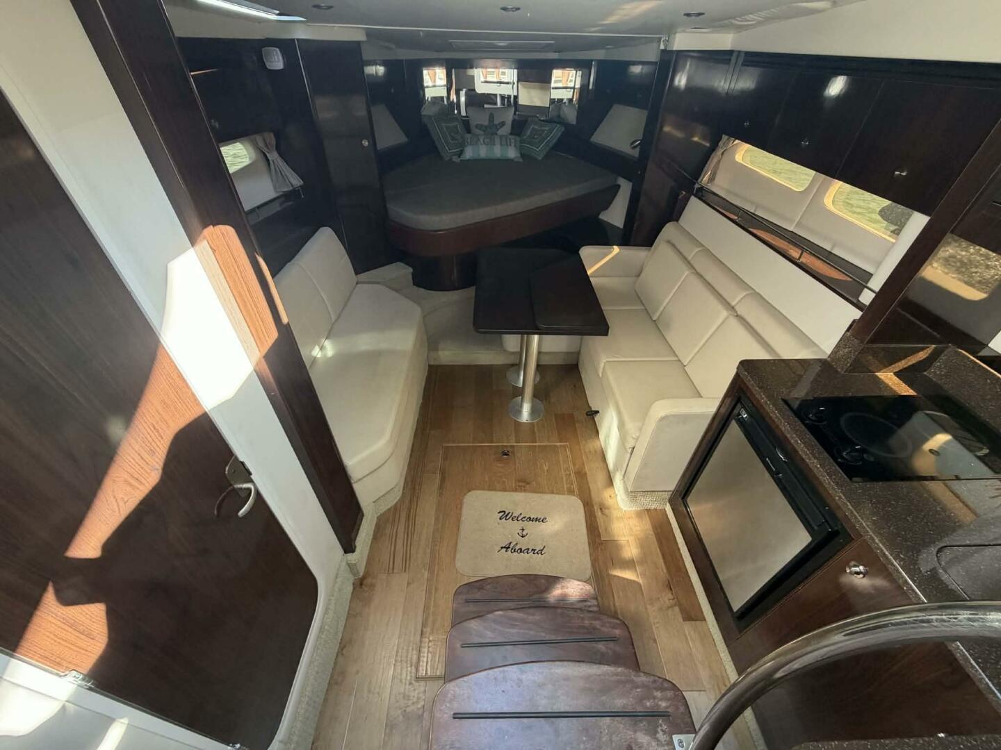 2016 Sea Ray 350 Sundancer - Image 38