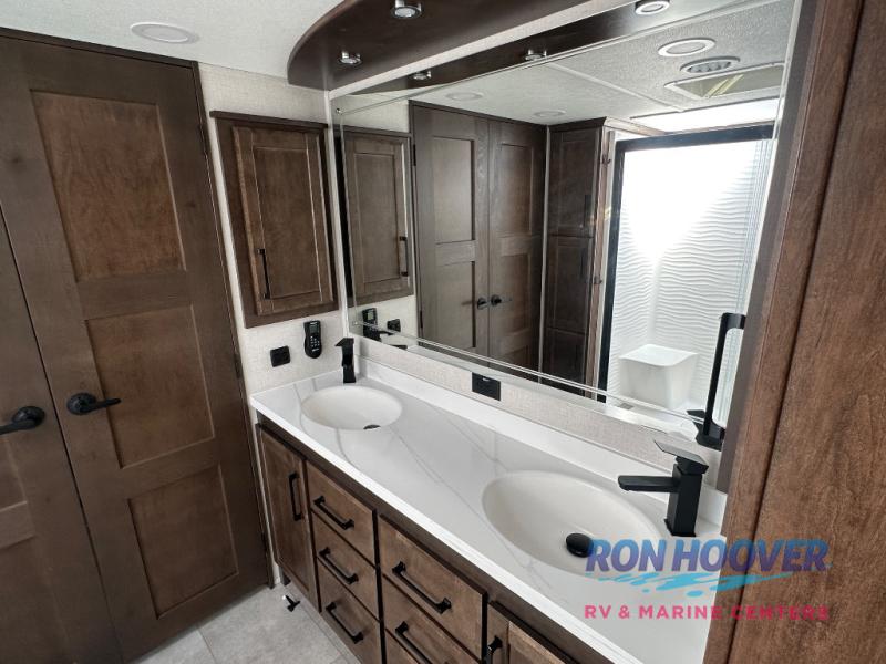 2026 FOREST RIVER 43BFC - Image 70