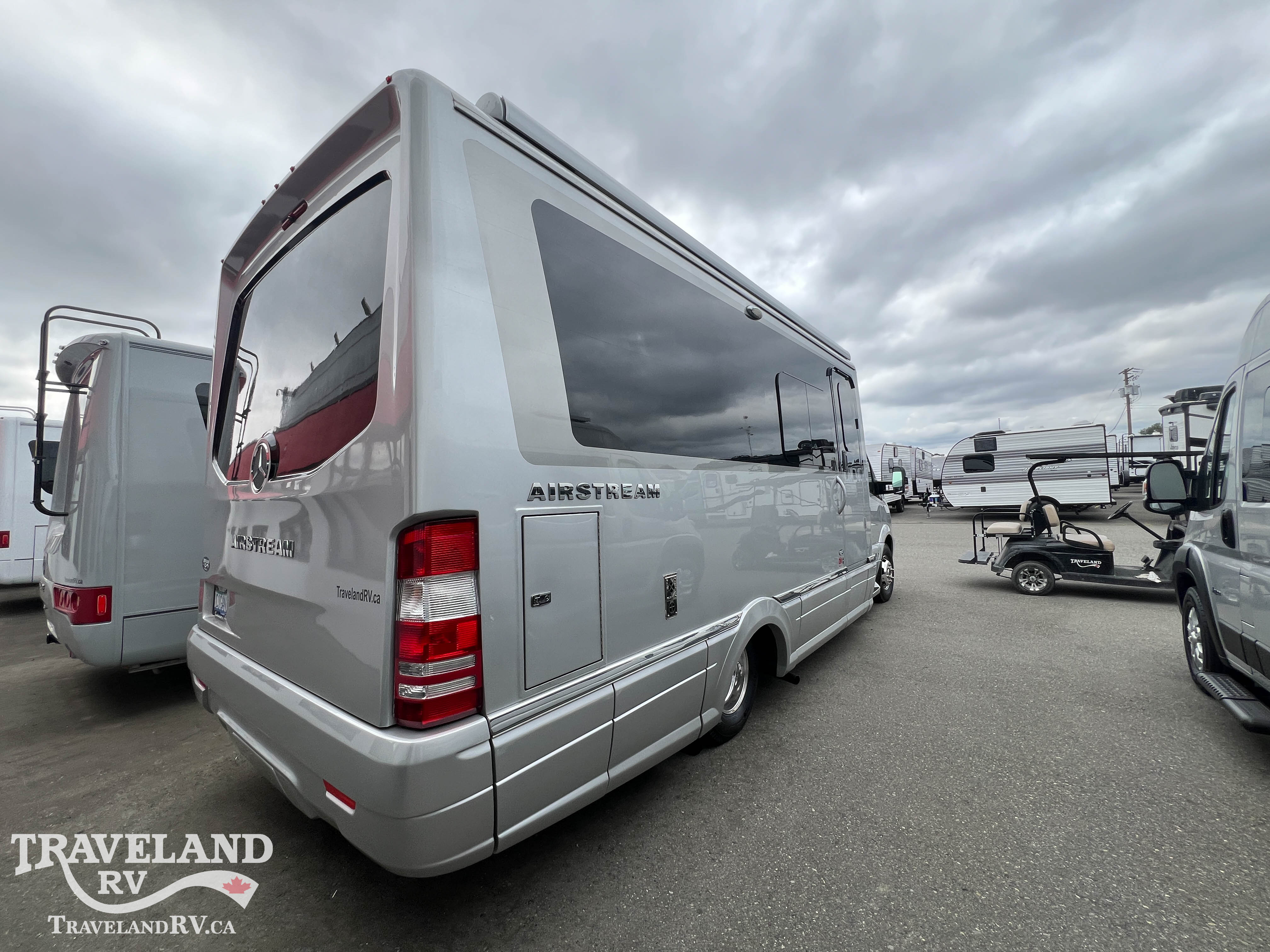 2019 Airstream Atlas Murphy Suite - Image 7