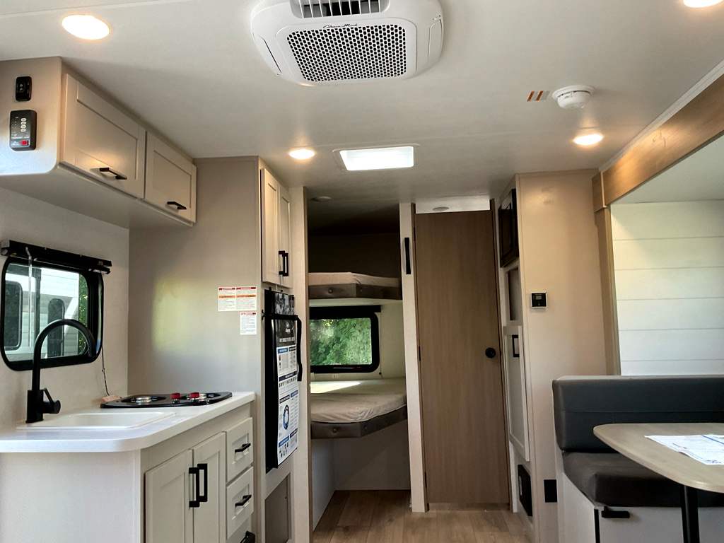 2027 JAYCO Jay Flight 178DBS - Image 5