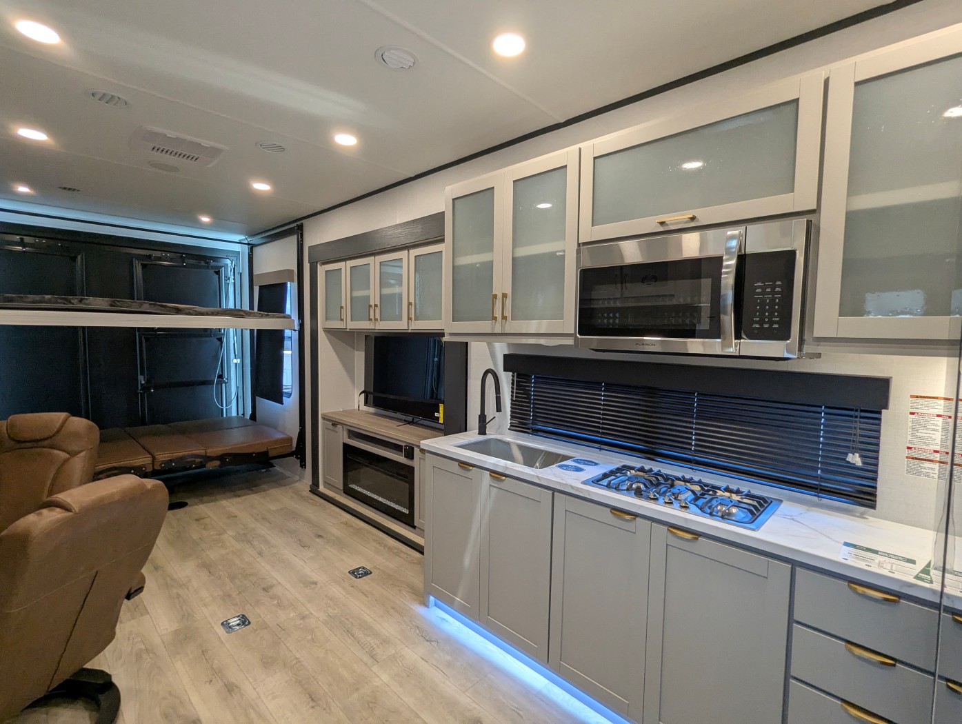 2027 Forest River Stealth 3300 - Image 20