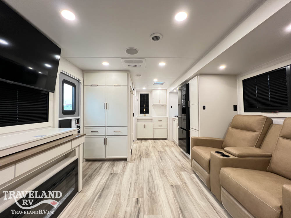 2027 Brinkley RV Model I 235 - Image 3