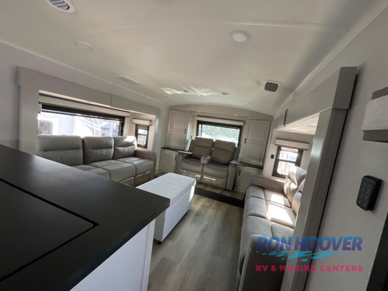 2026 JAYCO NORTHPOINT 382FLRB - Image 28