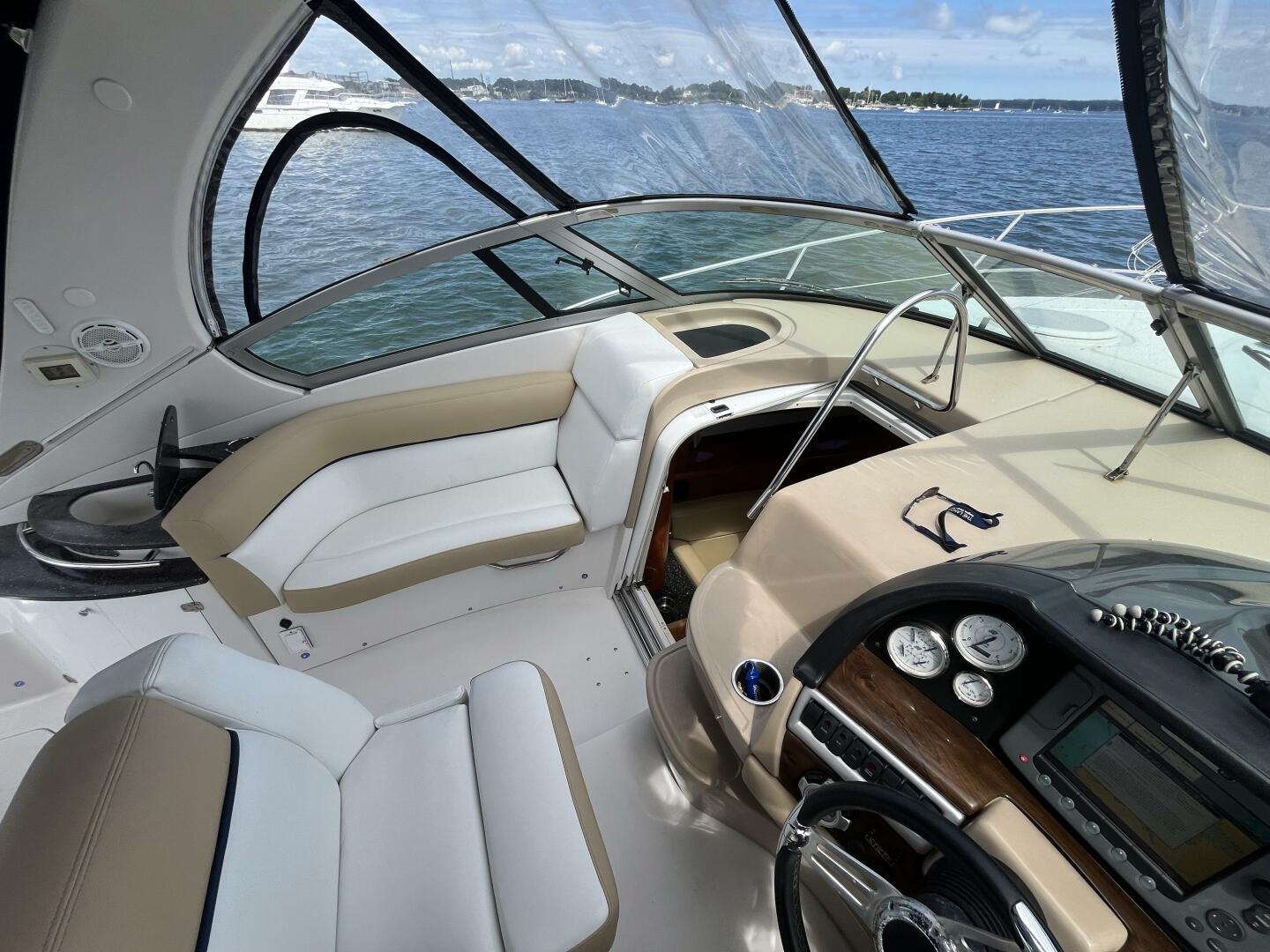 2008 Four Winns V338 - Image 34