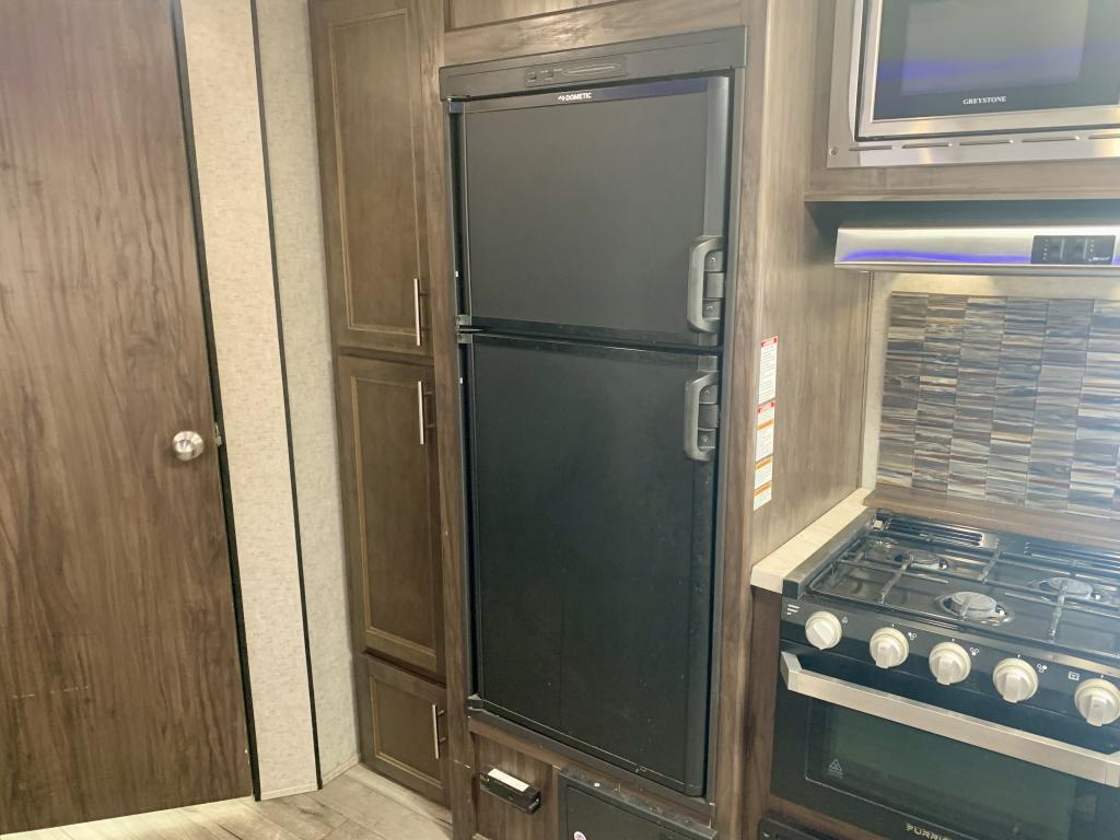 2019 FOREST RIVER 26RL - Image 11