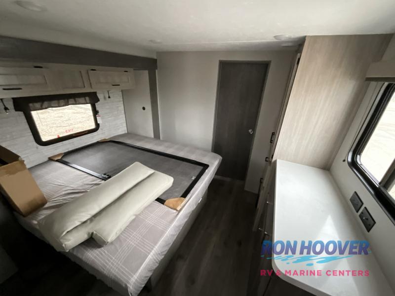 2026 COACHMEN CATALINA 44CONDO - Image 23