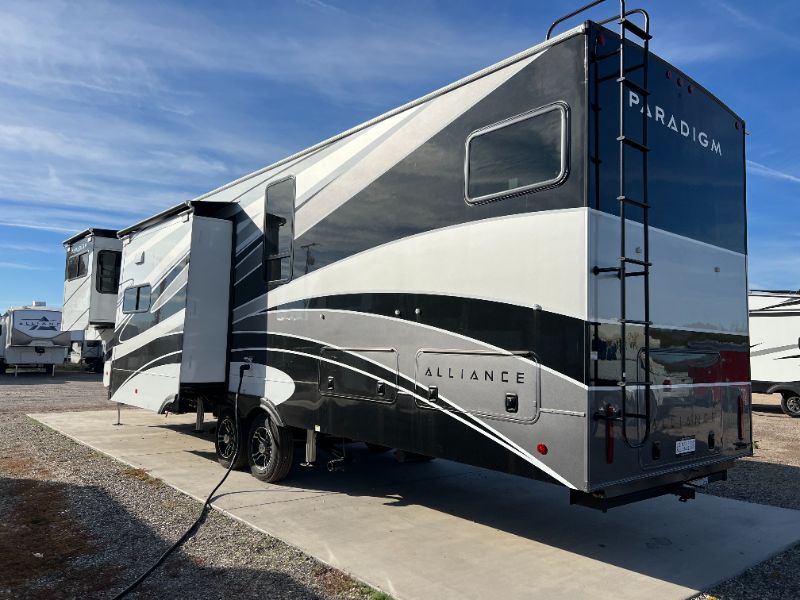 2026 Alliance RV Paradigm 385FL - Image 2