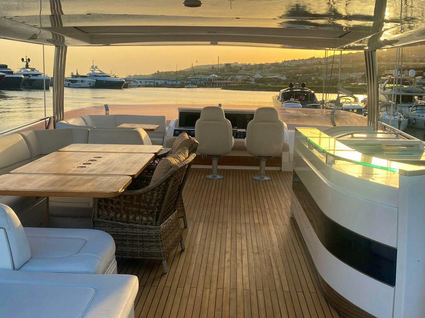 2011 Princess Yachts - Image 15