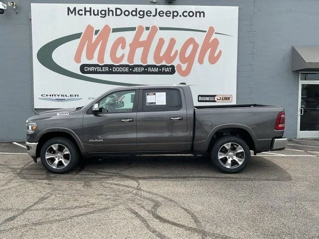 2022 Ram Ram 1500 Pickup Crew Cab Laramie 4WD - Image 9