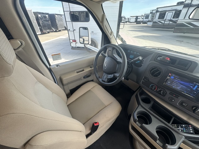 2021 Thor Motor Coach COLEMAN 22CM - Image 24