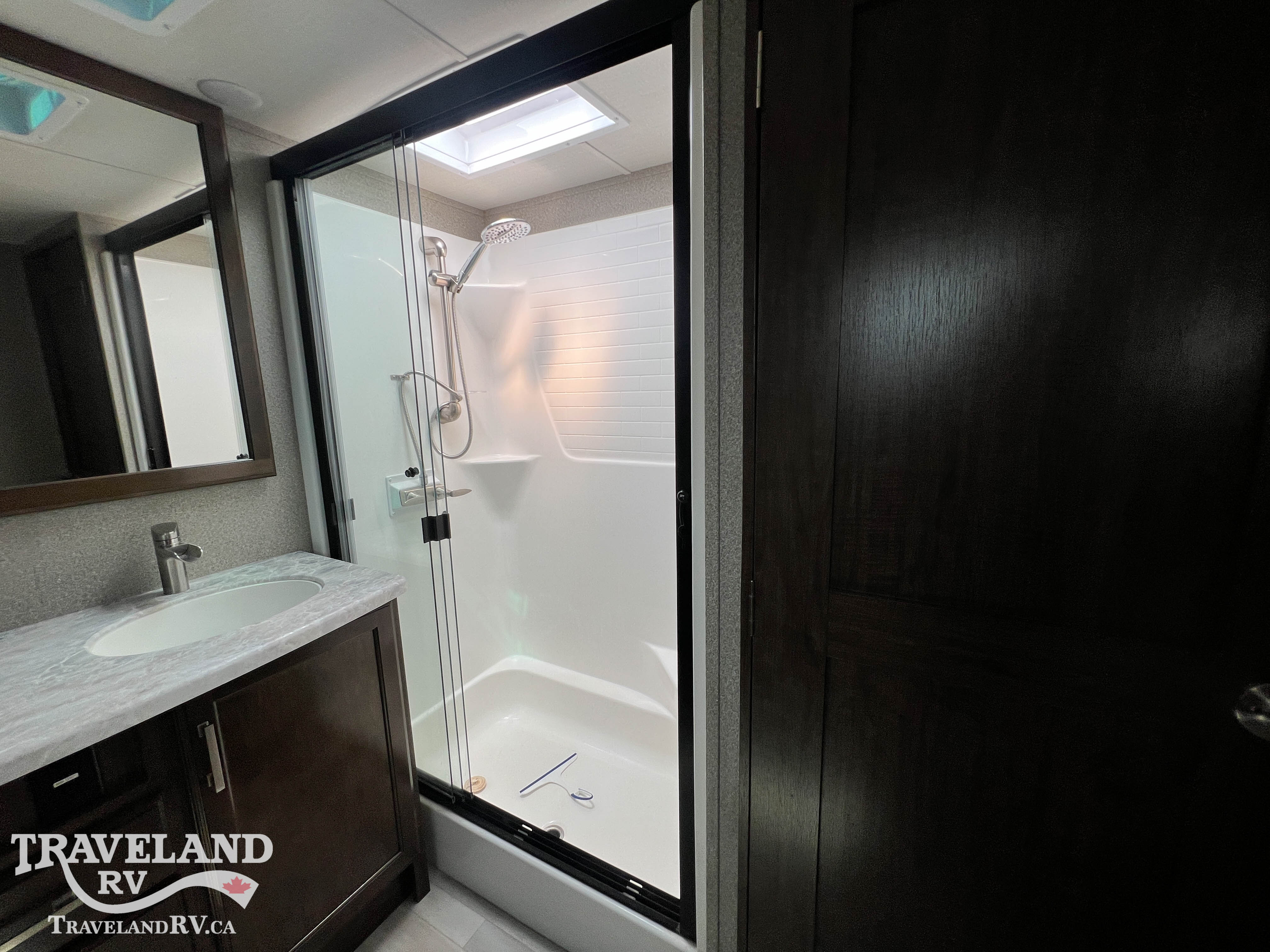 2021 Grand Design Solitude 380FL - Image 20