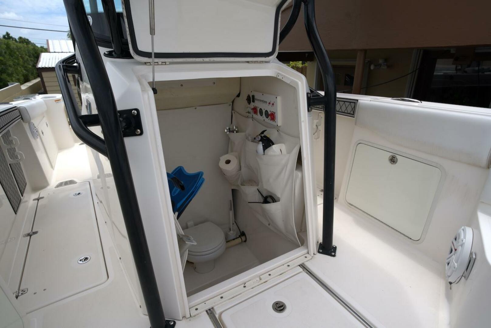 2018 Wellcraft 262 Fisherman - Image 8