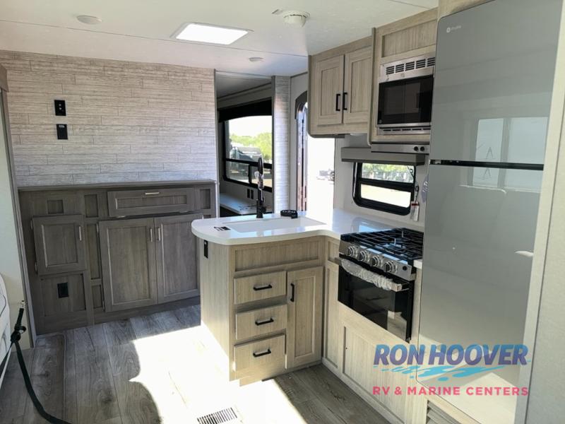 2026 COACHMEN CATALINA 343BHTSLE RHB - Image 9